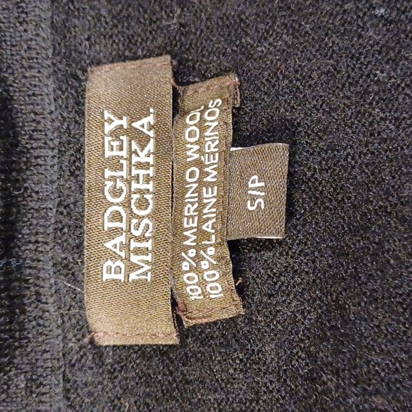 Badgley Mischka Split Hem Merino Wool Sweater- Sz. Sm - Picture 6 of 8